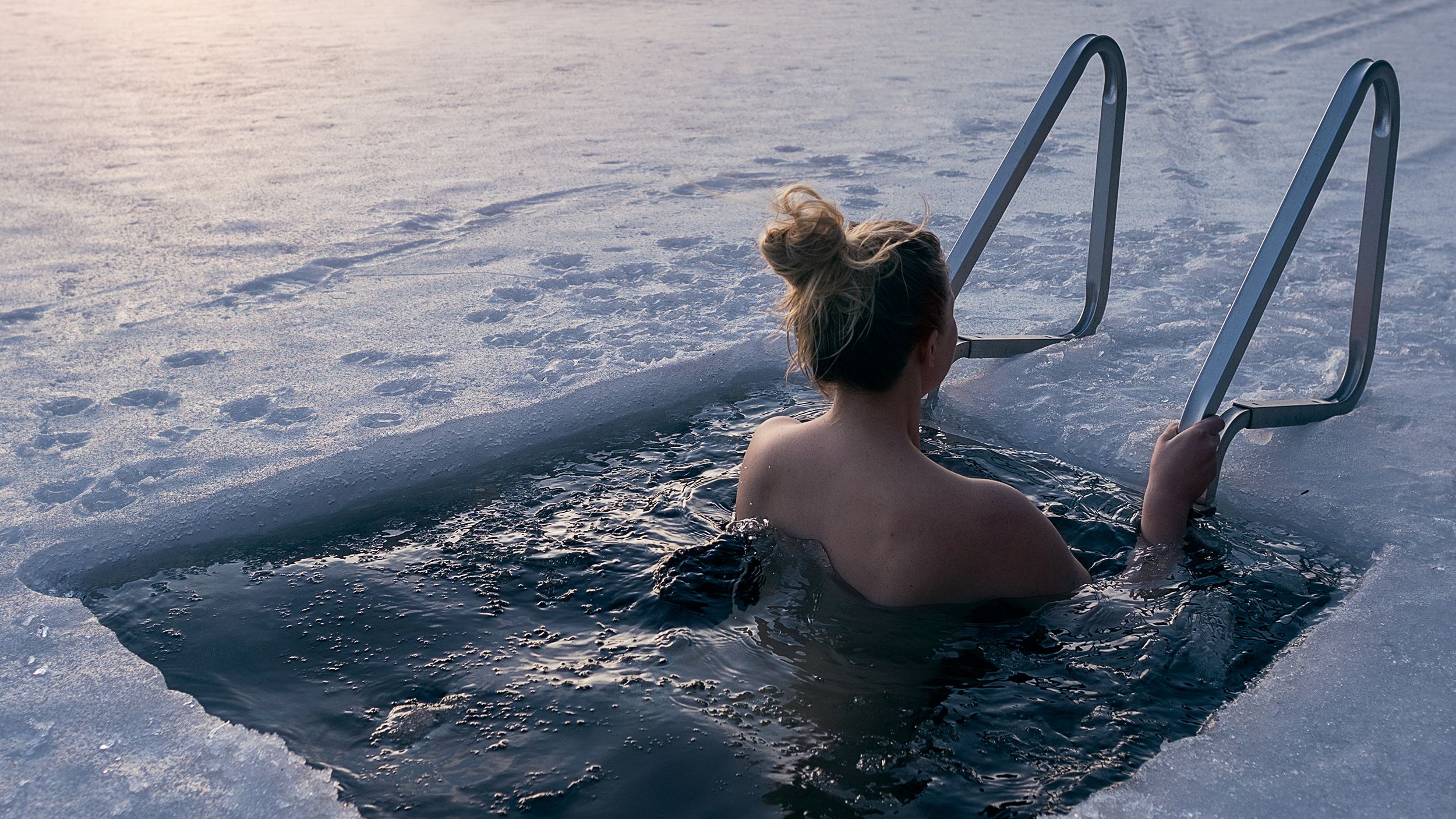 Ice Swimming