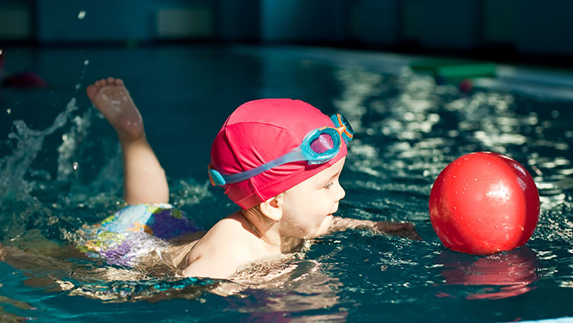 What Parents Need Understanding Swimming Class Safety