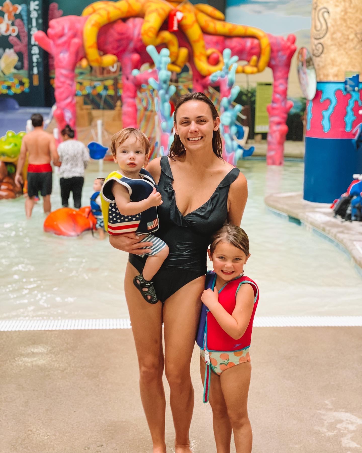 What to Wear at a Waterpark